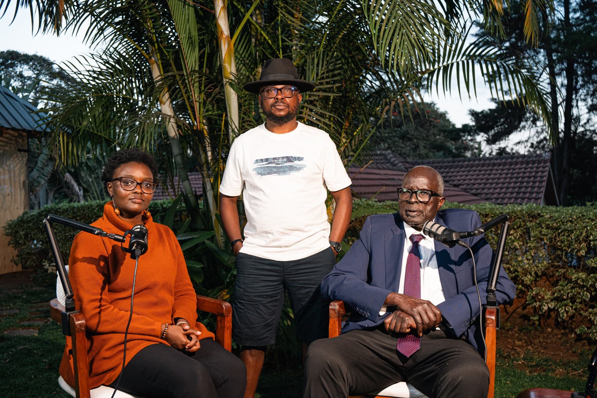 The host and production team gathered after the recording.